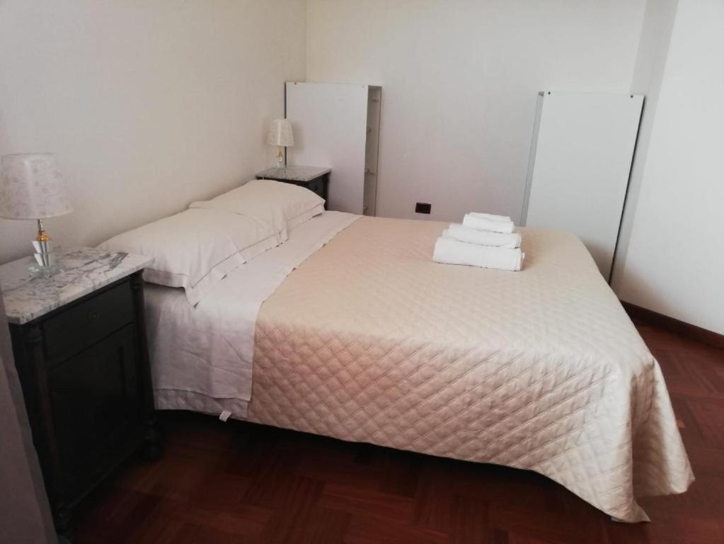 קאסטלמארה דל גולפו Villa Stefania מראה חיצוני תמונה